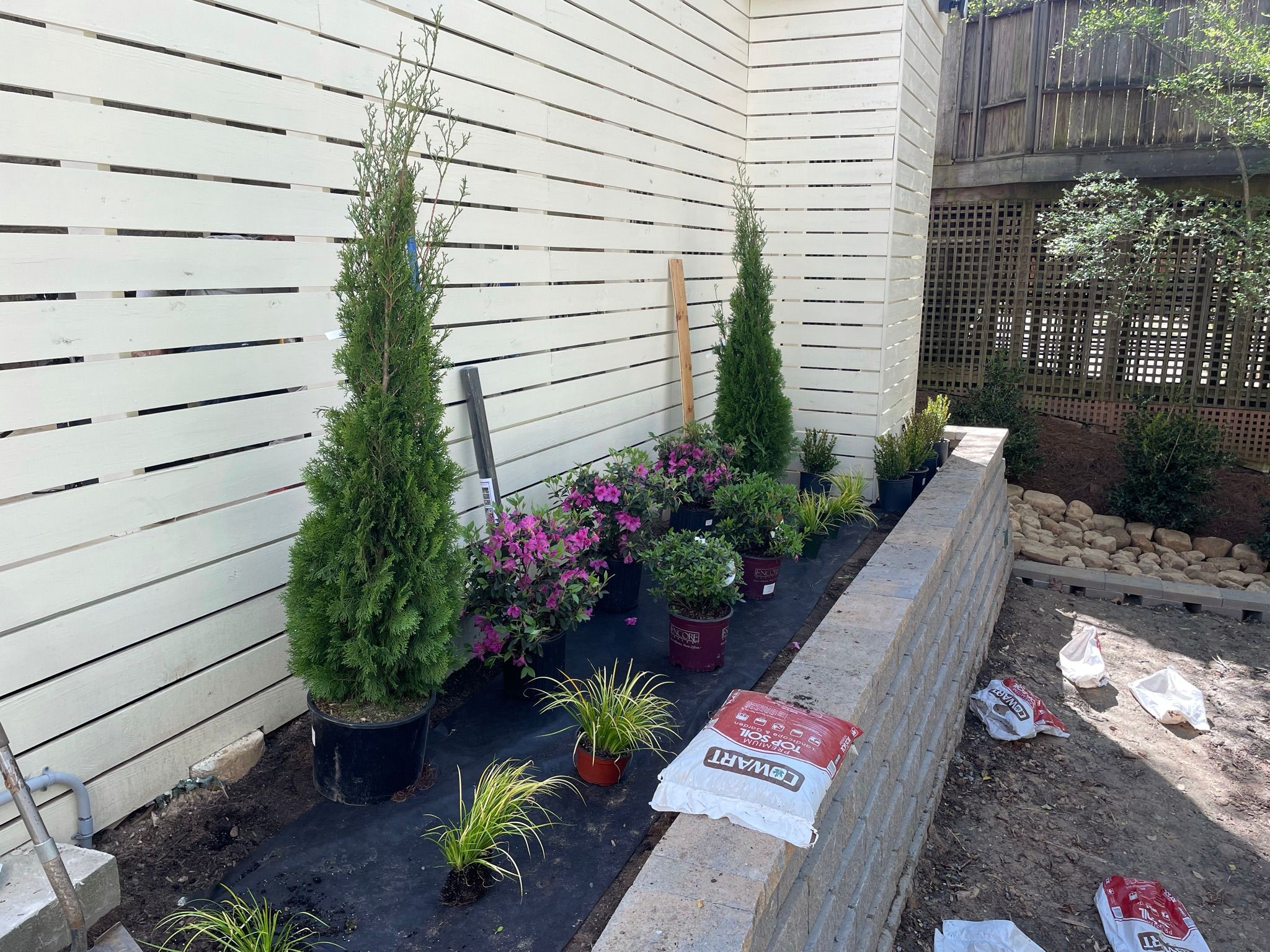 About Oscar's Landscape & Design LLC